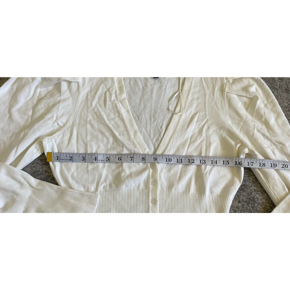 Danielle Bernstein Womens L Sweater White Cardigan Crop Knit NWT P1 - Picture 4 of 10